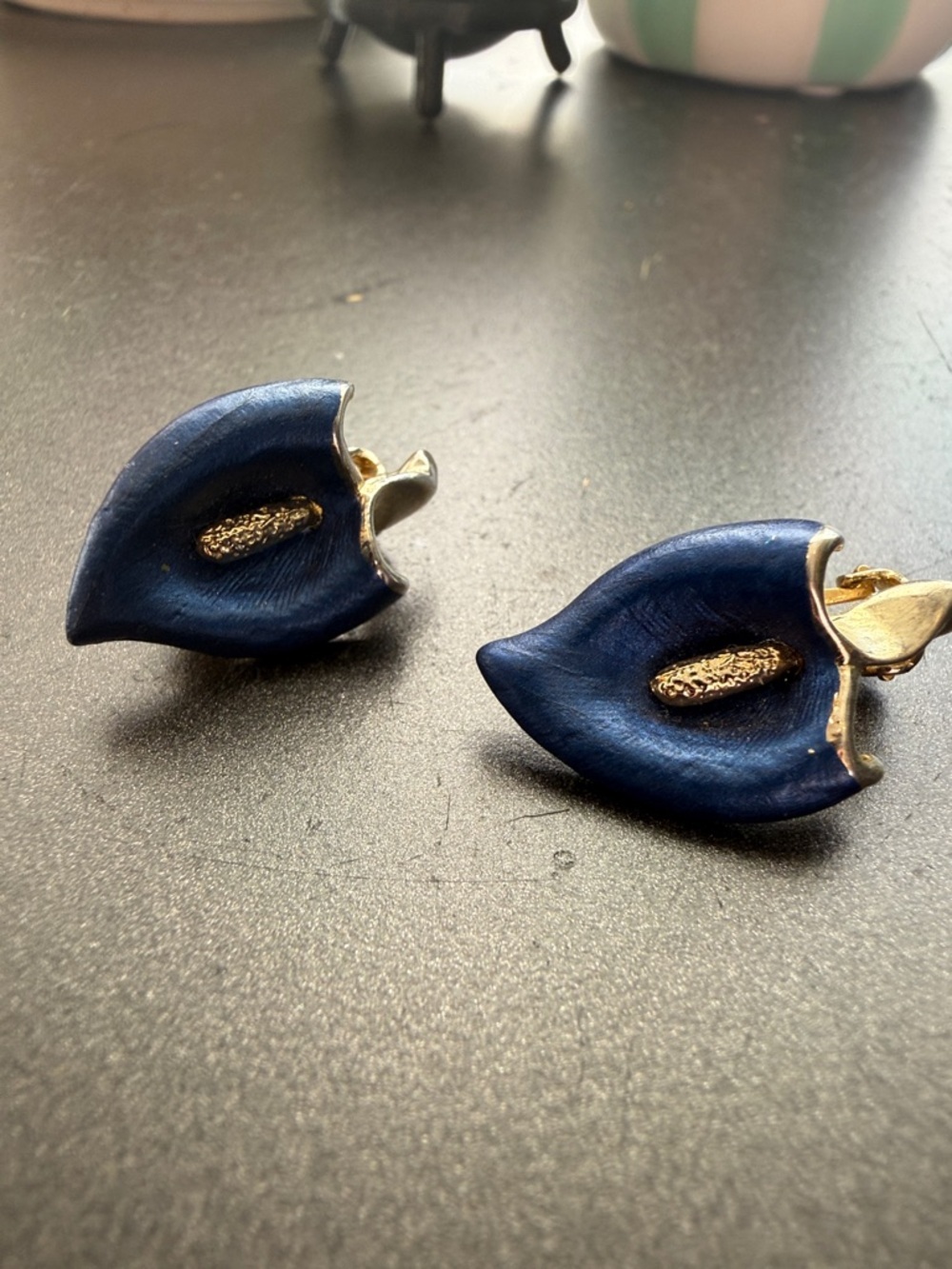 Vintage Navy Blue Leaf-Shaped Clip-On Earrings